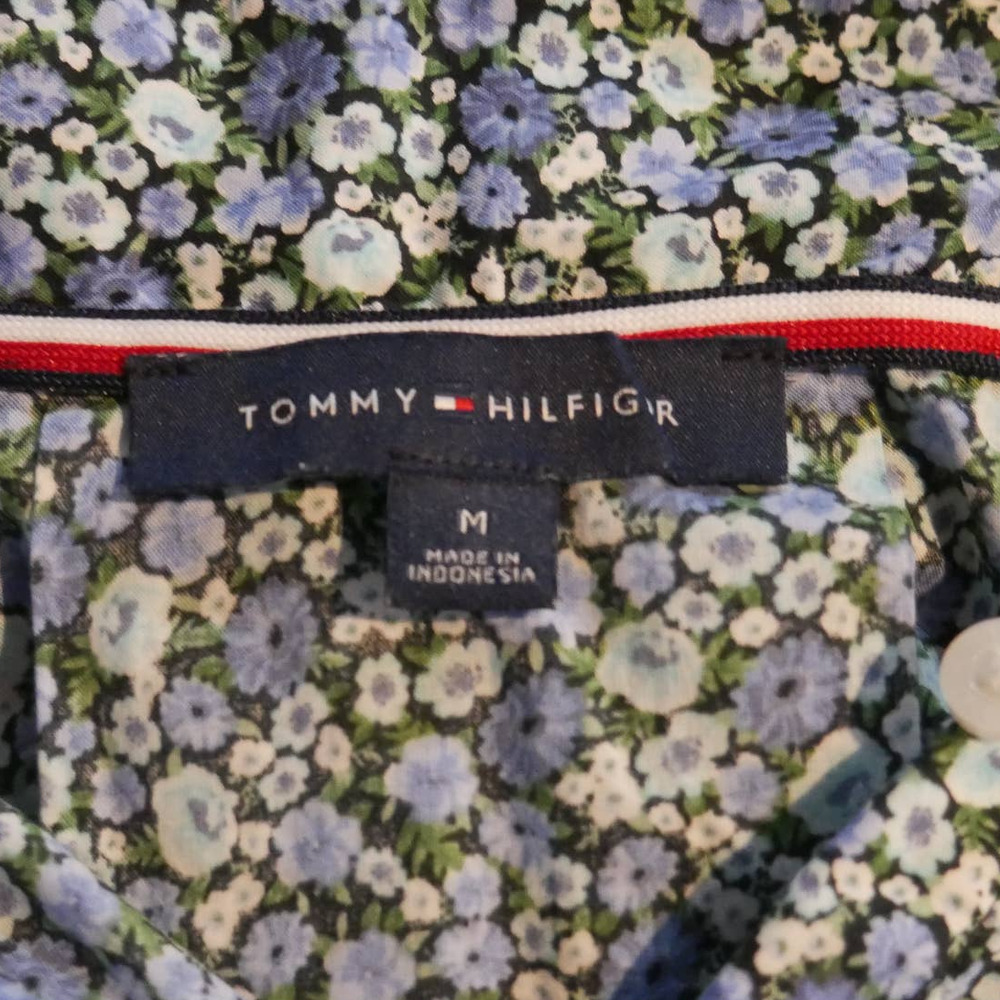 Tommy Hilfiger Blue Floral Cropped Cotton Hoodie Size Medium EUC - Picture 6 of 9